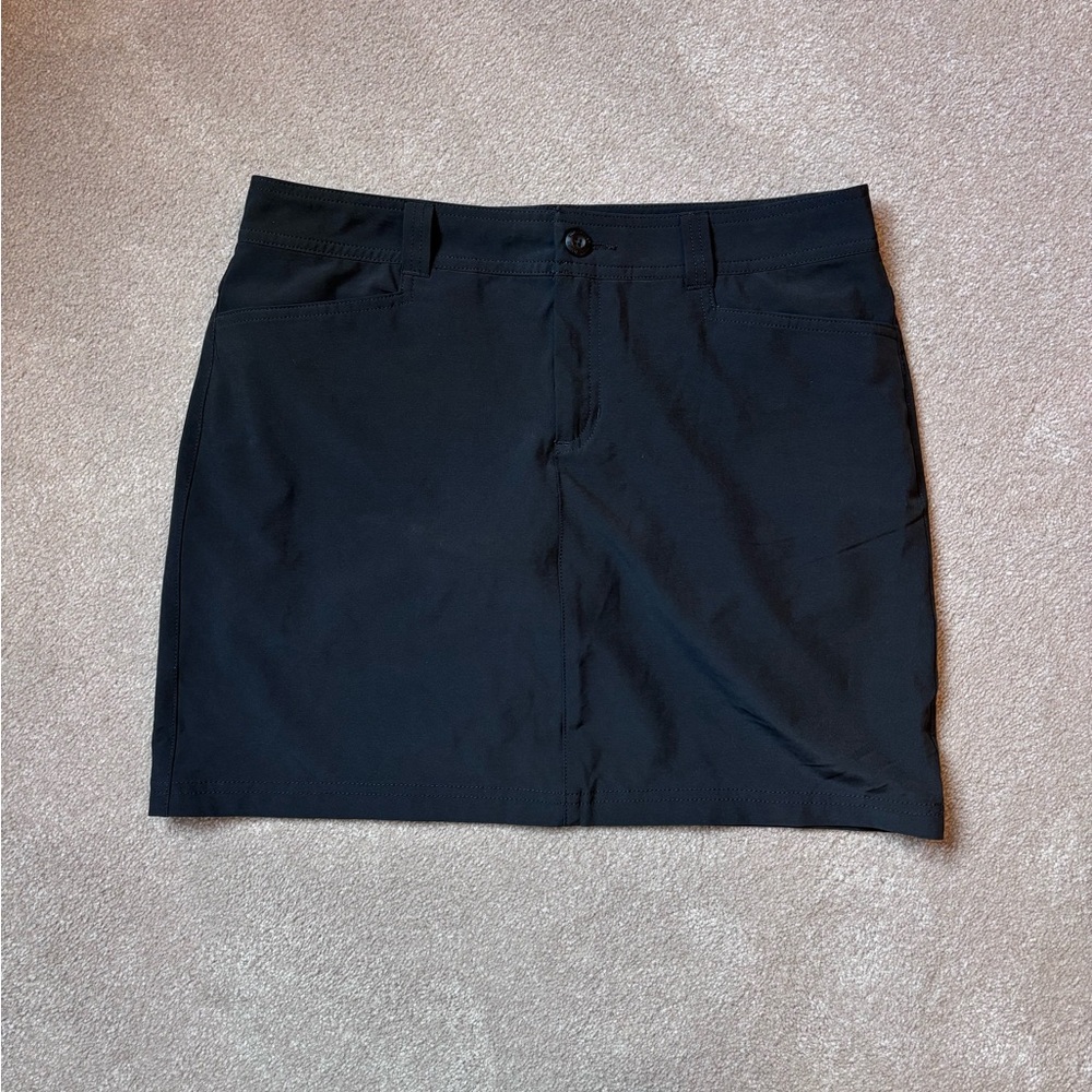 Eddie Bauer Black Women’s Adventurer Skort 2.0